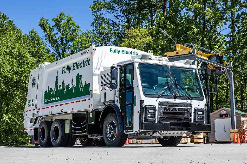 Mack® LR Electric to Begin Production in 2021